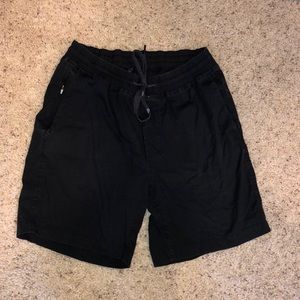 LULU LEMON SHORTS